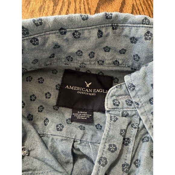 American Eagle Outfitters Shirt Mens Size S Blue Floral Long Sleeve Button Down - Picture 2 of 9